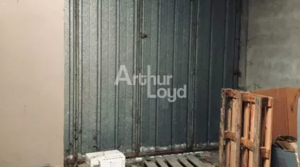 BLOIS NORD - BOX A LOUER 22 M2 - STOCKAGE - Offre immobilière - Arthur Loyd
